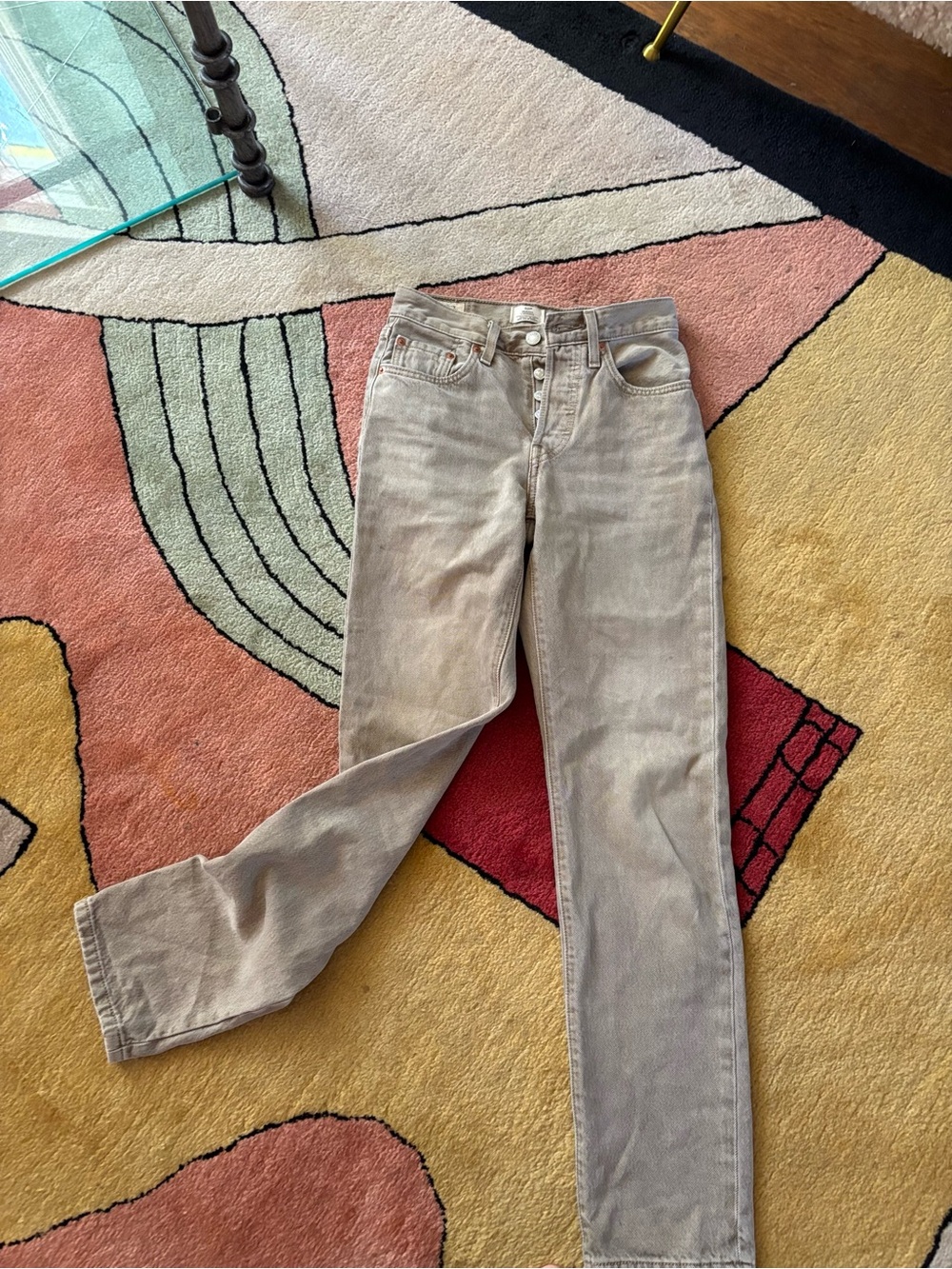 Levi's 501 Straight Leg Jeans in khaki Wash - like new!!